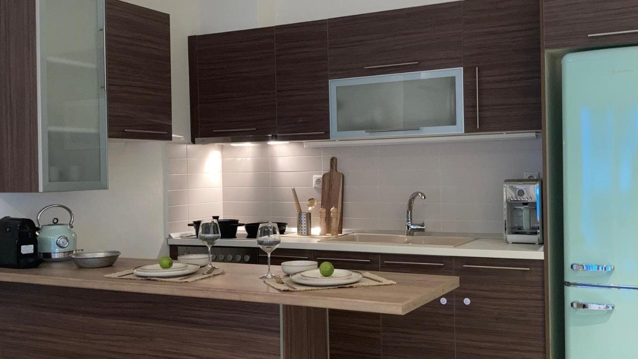 Bright Luxury Apt. Volos Ngoại thất bức ảnh